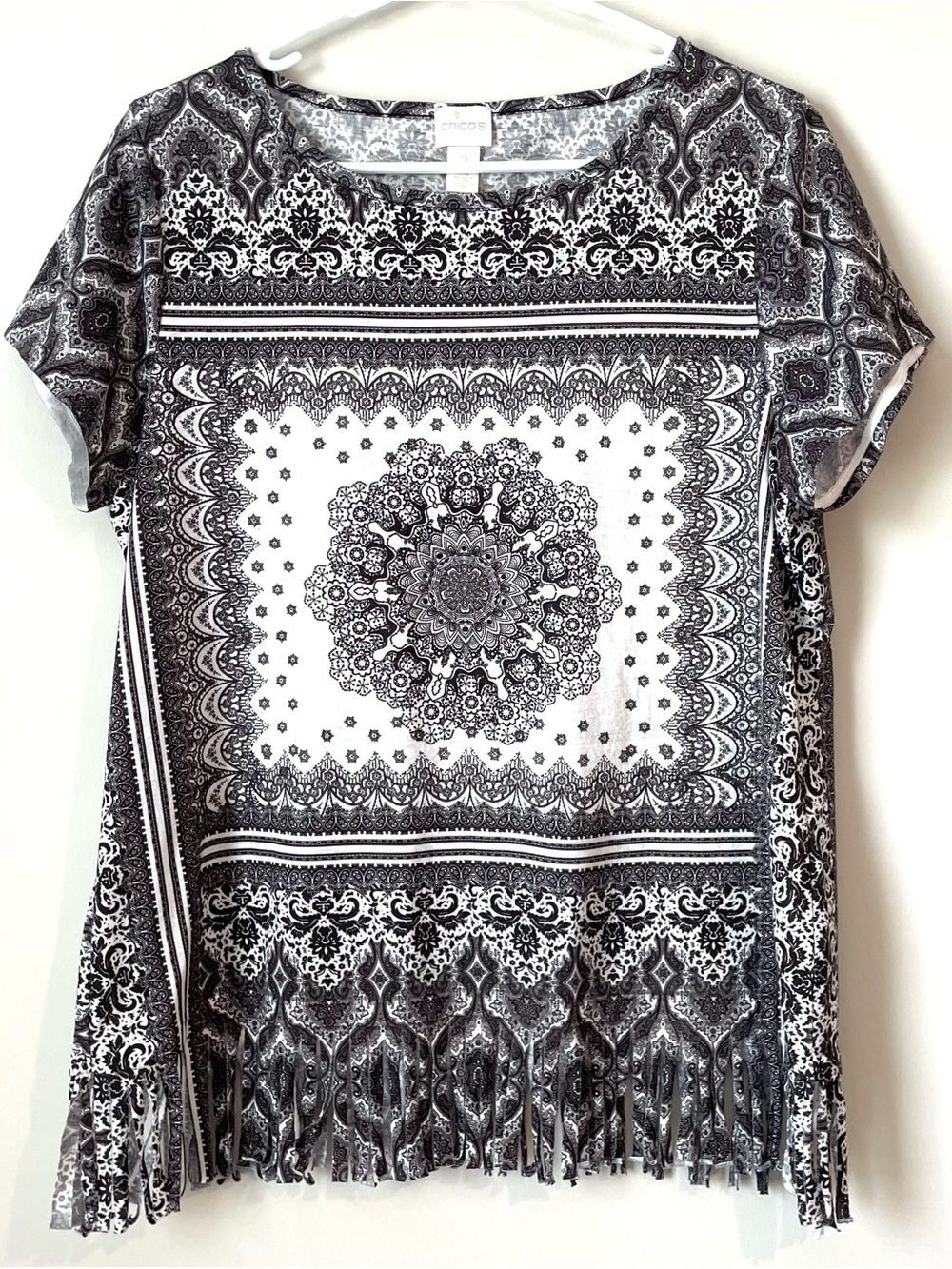 Chico’s Size 2 Women Black White Blouse Top Shirt Short Sleeve